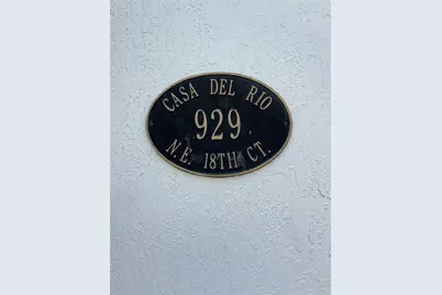 929 NE 18th Court, Fort Lauderdale, FL 33305 - Photo 9