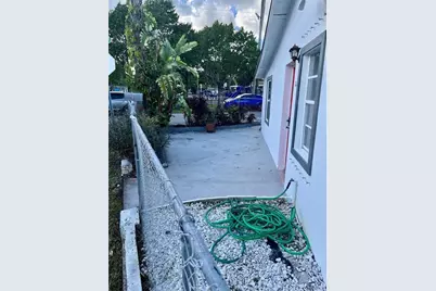 2201 NE 135th Lane, Miami, FL 33181 - Photo 21