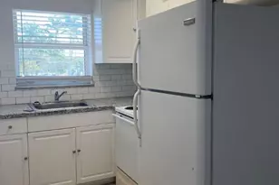 3611 N Dixie Hwy, Oakland Park, FL 33334 - Photo 1