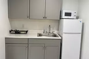 351 N 70th Terrace, Hollywood, FL 33024 - Photo 5