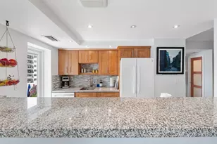 2715 N Ocean Blvd, Fort Lauderdale, FL 33308 - Photo 11