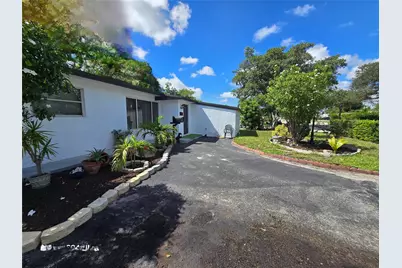 6138 Southgate Boulevard, Margate, FL 33068 - Photo 5