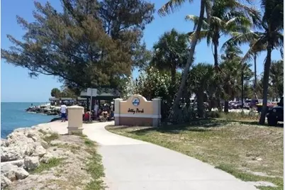 7507 S Indian River Drive, Fort Pierce, FL 34982 - Photo 9