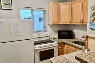 3225 NE 16th St Unit, Pompano Beach, FL 33062 - Photo 3