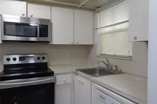 2831 E Sunrise Lakes Dr, Sunrise, FL 33322 - Photo 3