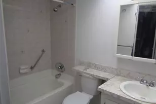 2831 E Sunrise Lakes Dr, Sunrise, FL 33322 - Photo 7