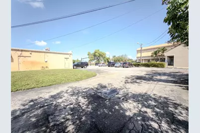 4480 SW 64th Avenue, Davie, FL 33314 - Photo 19