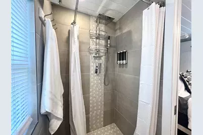 12 SW 6th Street, Delray Beach, FL 33444 - Photo 5