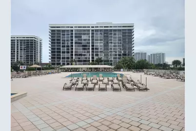 [Address not provided], Hallandale Beach, FL 33009 - Photo 27