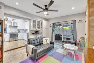 1163 NE 3rd Ave, Boca Raton, FL 33432 - Photo 9