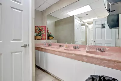 4505 NW 103rd Avenue, Sunrise, FL 33351 - Photo 37