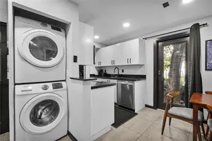 621 NE 28th St, Wilton Manors, FL 33334 - Photo 9