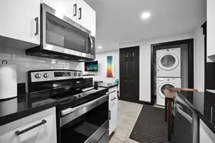 621 NE 28th St, Wilton Manors, FL 33334 - Photo 65