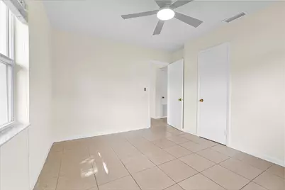 261 NE 45th Street, Oakland Park, FL 33334 - Photo 35