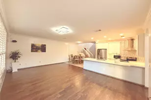 322 SW 193rd Ave, Pembroke Pines, FL 33029 - Photo 9