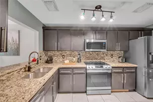 4165 S Pine Island Rd, Davie, FL 33328 - Photo 9