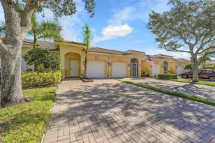 9815 Galleon Dr, West Palm Beach, FL 33411 - Photo 3