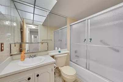 9261 Sunrise Lakes Boulevard #112, Sunrise, FL 33322 - Photo 9