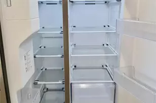 4131 Oak Terrace Dr, Greenacres, FL 33463 - Photo 7