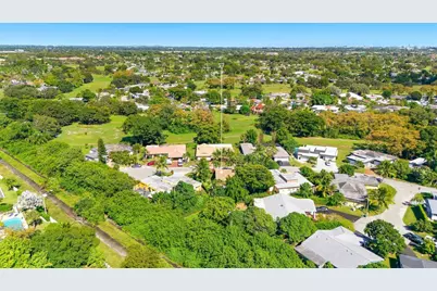 4803 Queen Palm Lane, Tamarac, FL 33319 - Photo 43