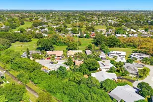 4803 Queen Palm Ln, Tamarac, FL 33319 - Photo 43