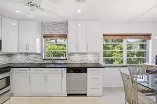 4803 Queen Palm Ln, Tamarac, FL 33319 - Photo 23