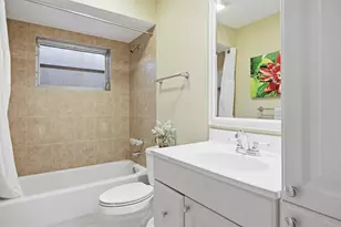 4803 Queen Palm Ln, Tamarac, FL 33319 - Photo 31