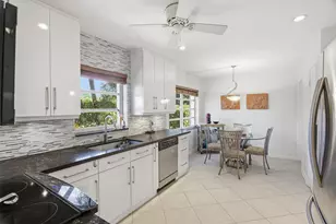 4803 Queen Palm Ln, Tamarac, FL 33319 - Photo 7