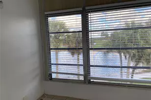 7807 Golf Cir Dr, Margate, FL 33063 - Photo 9