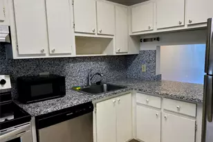 7807 Golf Cir Dr, Margate, FL 33063 - Photo 21