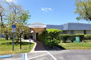 7807 Golf Cir Dr, Margate, FL 33063 - Photo 25