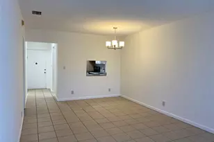 7807 Golf Cir Dr, Margate, FL 33063 - Photo 7