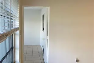 7807 Golf Cir Dr, Margate, FL 33063 - Photo 5