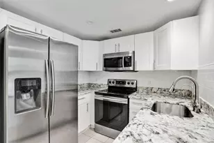 2107 SE 10th Ave, Fort Lauderdale, FL 33316 - Photo 19