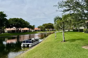 84 Centennial Ct, Deerfield Beach, FL 33442 - Photo 39