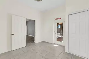 1038 SW Fisherman Ave, Port Saint Lucie, FL 34953 - Photo 25