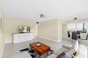 209 Ventnor M, Deerfield Beach, FL 33442 - Photo 3