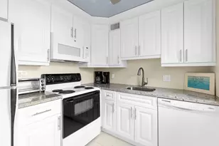 209 Ventnor M, Deerfield Beach, FL 33442 - Photo 9