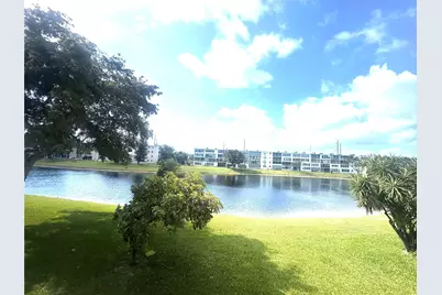 2004 Harwood C #2004, Deerfield Beach, FL 33442 - Photo 1