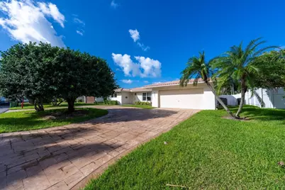 4731 NE 29th Avenue, Fort Lauderdale, FL 33308 - Photo 1