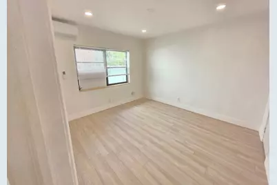 560 NE 15th Avenue, Fort Lauderdale, FL 33301 - Photo 15