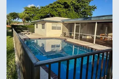 8244 NW 6th Street, Coral Springs, FL 33071 - Photo 5