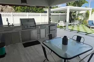 1637 SE 1st St, Pompano Beach, FL 33060 - Photo 35