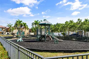 14741 SW 11th St, Pembroke Pines, FL 33027 - Photo 27