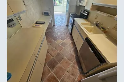 4770 Fountains Drive #303, Lake Worth, FL 33467 - Photo 5