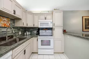 6197 SE Riverboat Dr, Stuart, FL 34997 - Photo 11