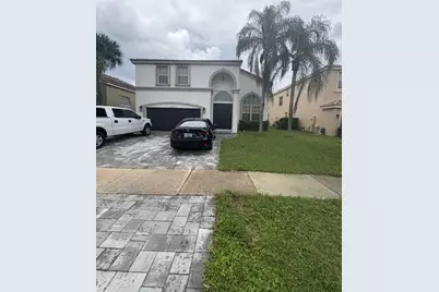 2761 Misty Oaks Circle, Royal Palm Beach, FL 33411 - Photo 1