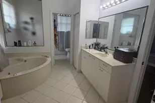 2761 Misty Oaks Cir, Royal Palm Beach, FL 33411 - Photo 21