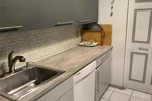 500 NE 2nd St, Dania Beach, FL 33004 - Photo 3