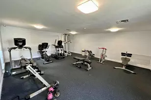 500 NE 2nd St, Dania Beach, FL 33004 - Photo 15